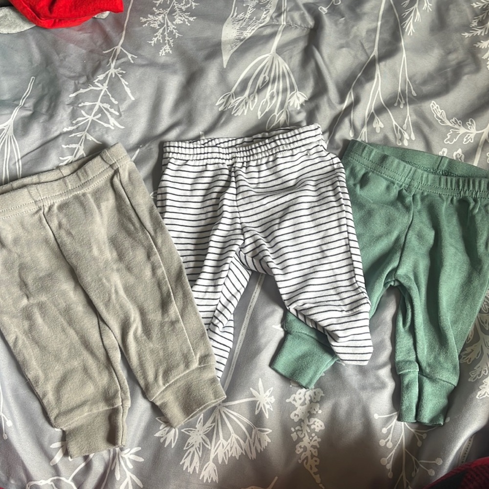 Newborn size pants for boys or girls